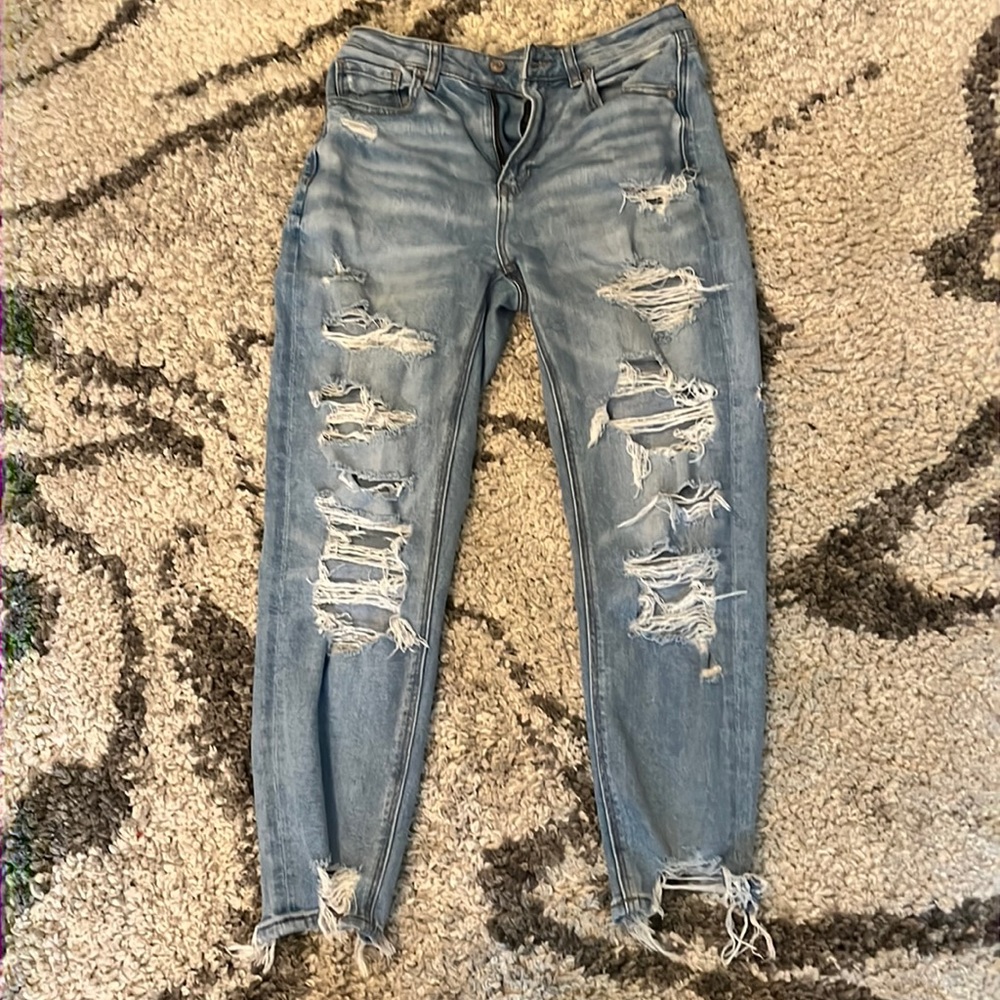 american eagle mom jeans